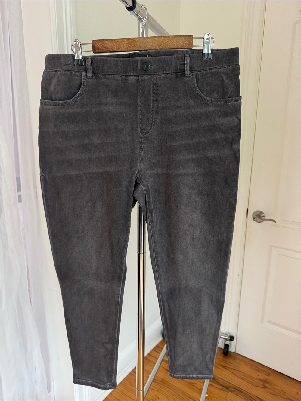Betabrand Jeans Black Charcoal Stretch Pull-On Size XL S-Petite